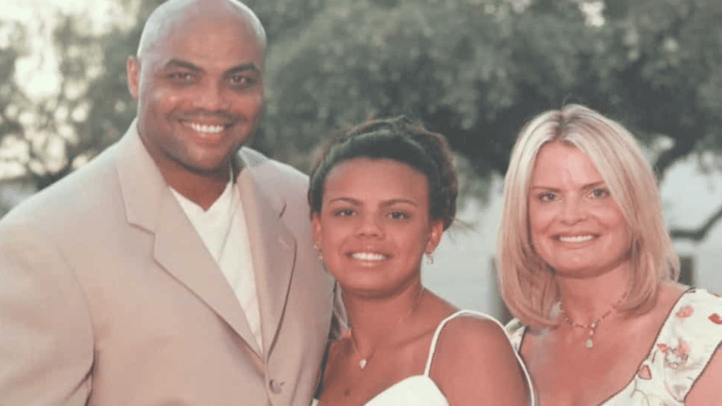 Charles Barkley with wife and daughter
